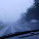 Truco definitivo para desempañar los cristales del coche