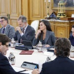 El look de trabajo de la Reina Letizia. 