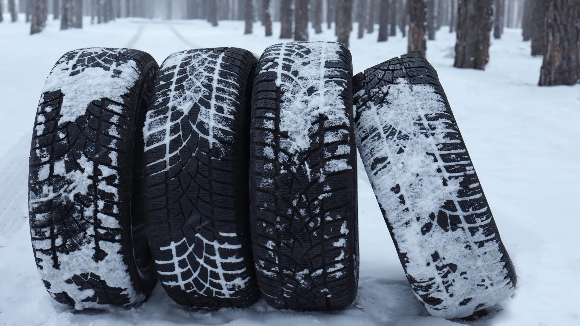 ¿Es obligatorio poner los neumáticos de invierno en España? Esto dice la ley