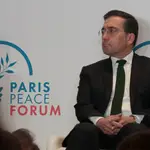 Albares asiste al Foro de París por la Paz
