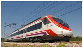 Renfe restablece los Cercanías de Sevilla Renfe restablece los Cercanías de Sevilla