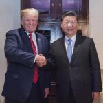 EEUU/China.- Trump y Xi se muestran conciliadores en Corea del Sur