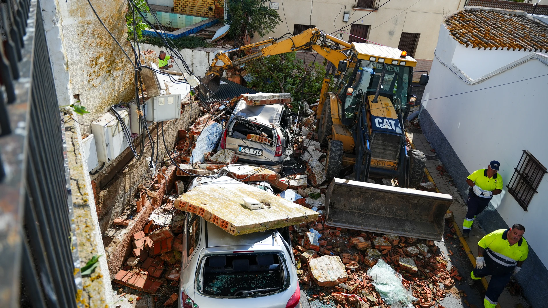 Incidencias provocadas por un pequeño tornado en Gibraleón (Huelva).