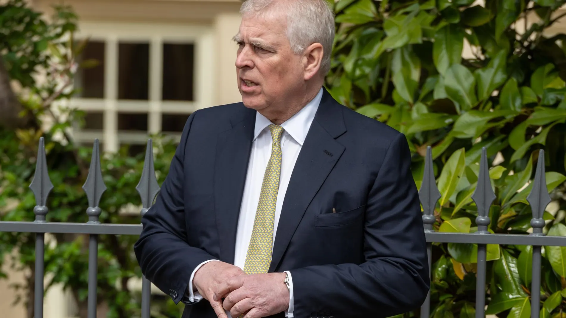 R.Unido.-El príncipe Andrés, despojado de sus títulos y expulsado de Windsor por las acusaciones de vínculos con Epstein