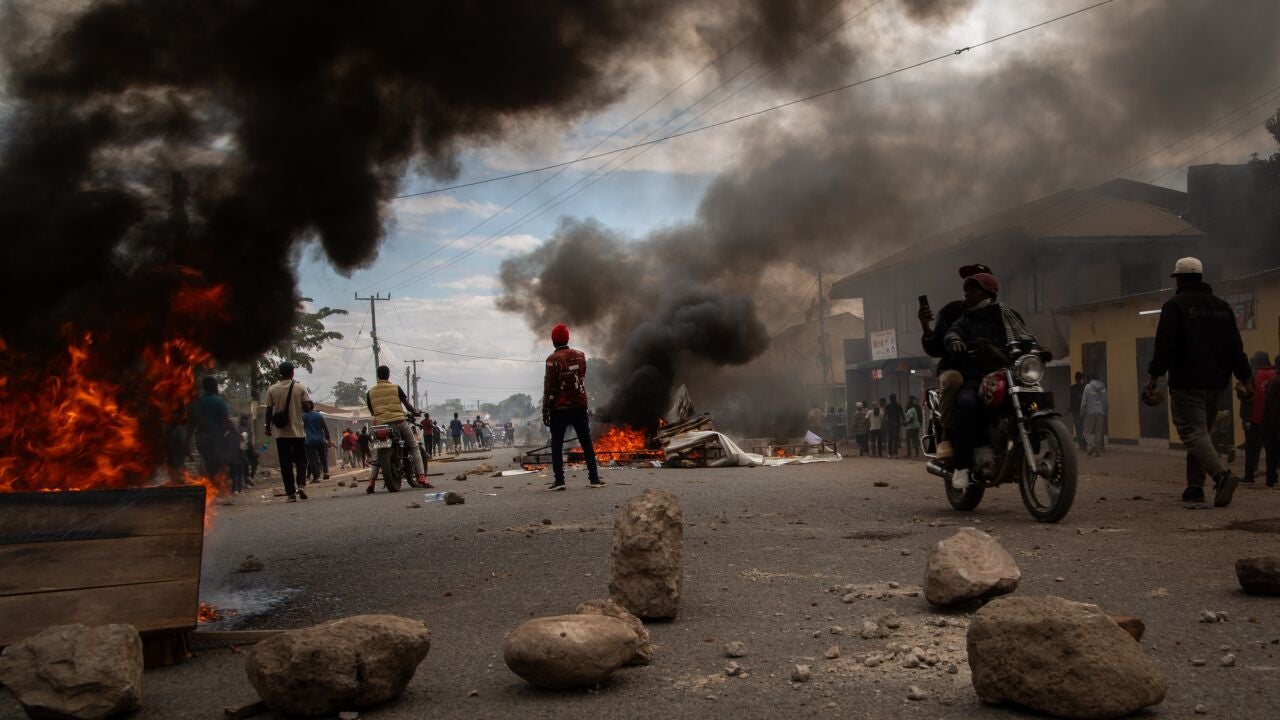 タンザニア野党、大統領選挙で当局と衝突し700人が死亡したと非難