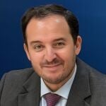 Alejo Miranda de Larra, el senador del PP que ha interrogado a Sánchez por el Caso Koldo en el Senado