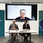 Los doctores durante la presentación