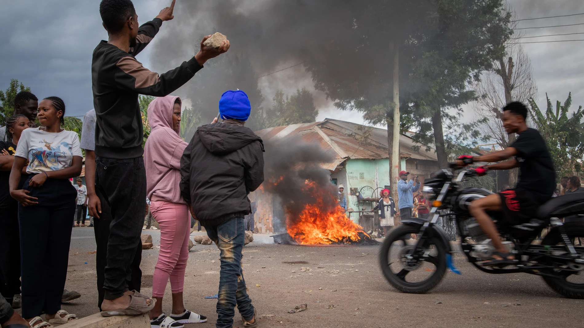 People protest in the streets of Arusha, Tanzania, on election day Wednesday, Oct. 29, 2025. (AP Photo/str)