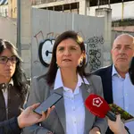 La diputada del PP en el Congreso por Tarragona Elisa Vedrina, en una intervención ante los medios en Reus (Tarragona)