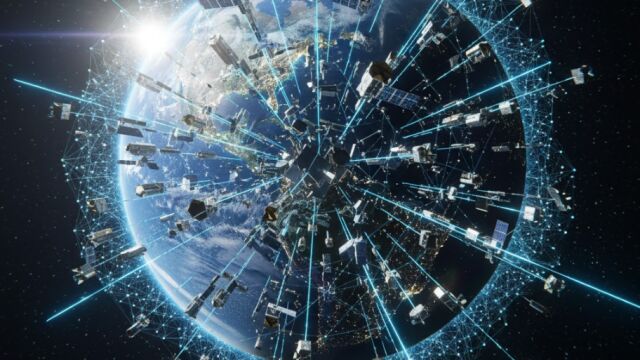 Red autónoma de satélites dotados con IA Red autónoma de satélites dotados con IA