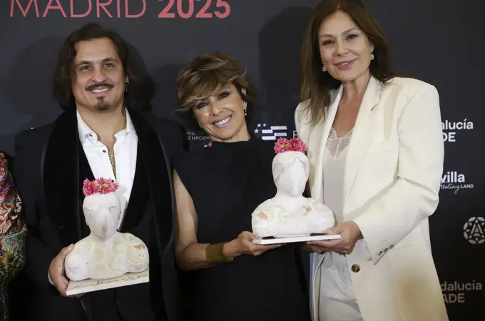 Sonsoles Ónega confirma el look perfecto para mujeres +40 en las cenas de Navidad Sonsoles Ónega confirma el look perfecto para mujeres +40 en las cenas de Navidad