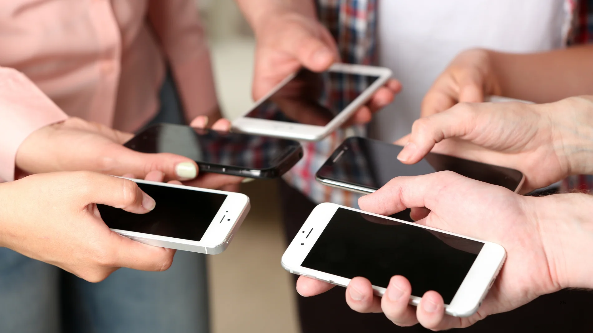 Los teléfonos móviles se vuelven más lentos con el tiempo: ¿por qué y cómo se puede evitar?