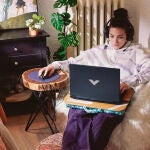 El HP Victus 15-fb3035ns te permite trabajar o jugar en cualquier lugar El HP Victus 15-fb3035ns te permite trabajar o jugar en cualquier lugar