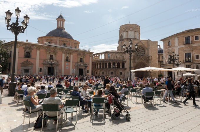 Cada turista gana de media 140 euros de media Cada turista gana de media 140 euros de media