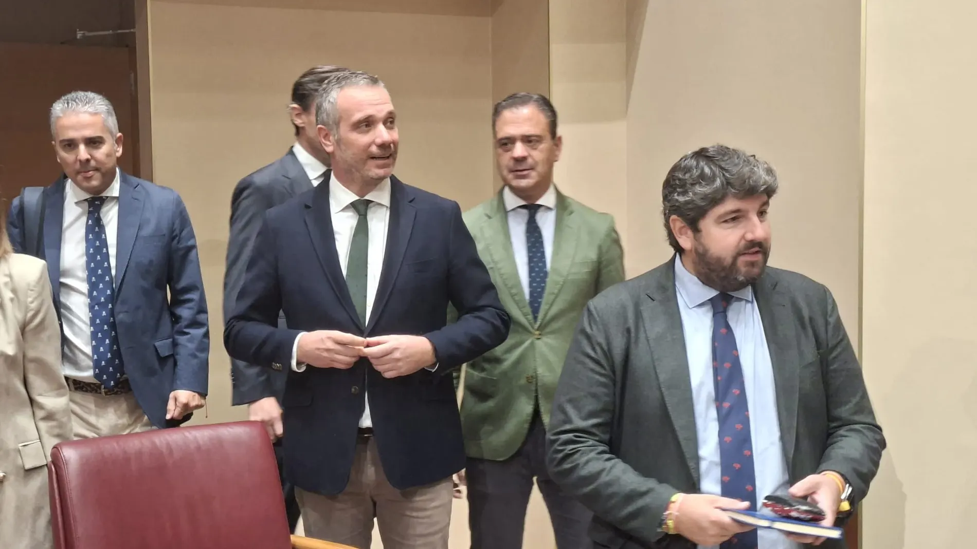 La "emergencia residencial" no consigue unir a la Asamblea Regional