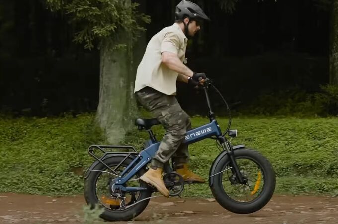 La Engwe Engine Pro 3.0 Boost es una bicicleta urbana y de montaña. Y eléctrica. La Engwe Engine Pro 3.0 Boost es una bicicleta urbana y de montaña. Y eléctrica.