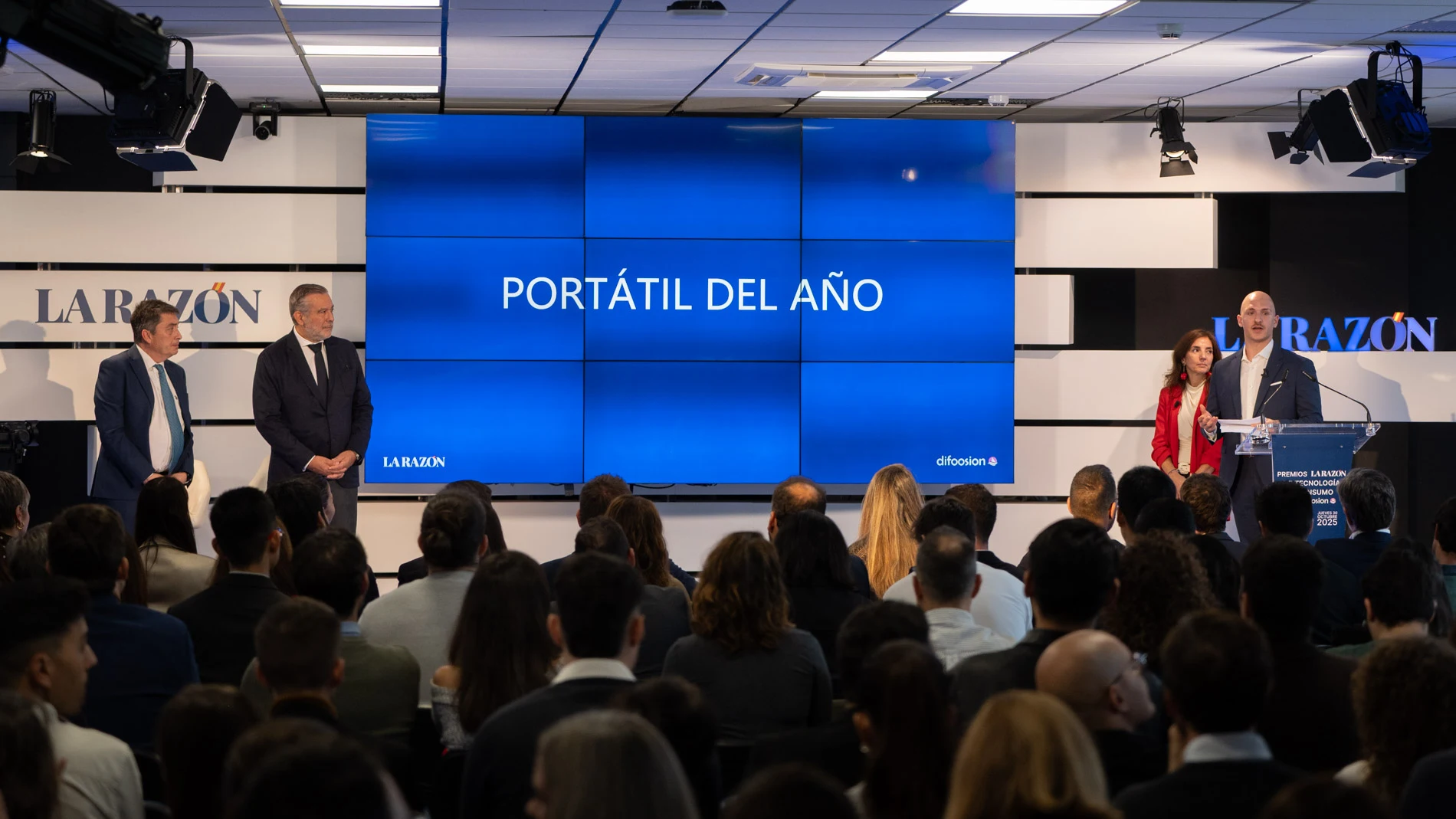 Categoría de Portátil del Año en los Premios La Razón de Tecnología y Consumo 2025