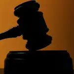 Indemnización de casi 50.000 euros para un empleado despedido dos veces por la misma empresa en un solo mes