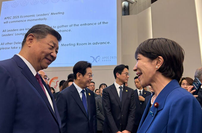 Xi Jinping y Sanae Takaichi
