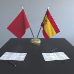 Ceuta y Melilla son dos ciudades autónomas que pertenecen a España, pero su posición en África y cercanía a Marruecos han provocado importantes disputas durante años, similar al Sáhara Occidental