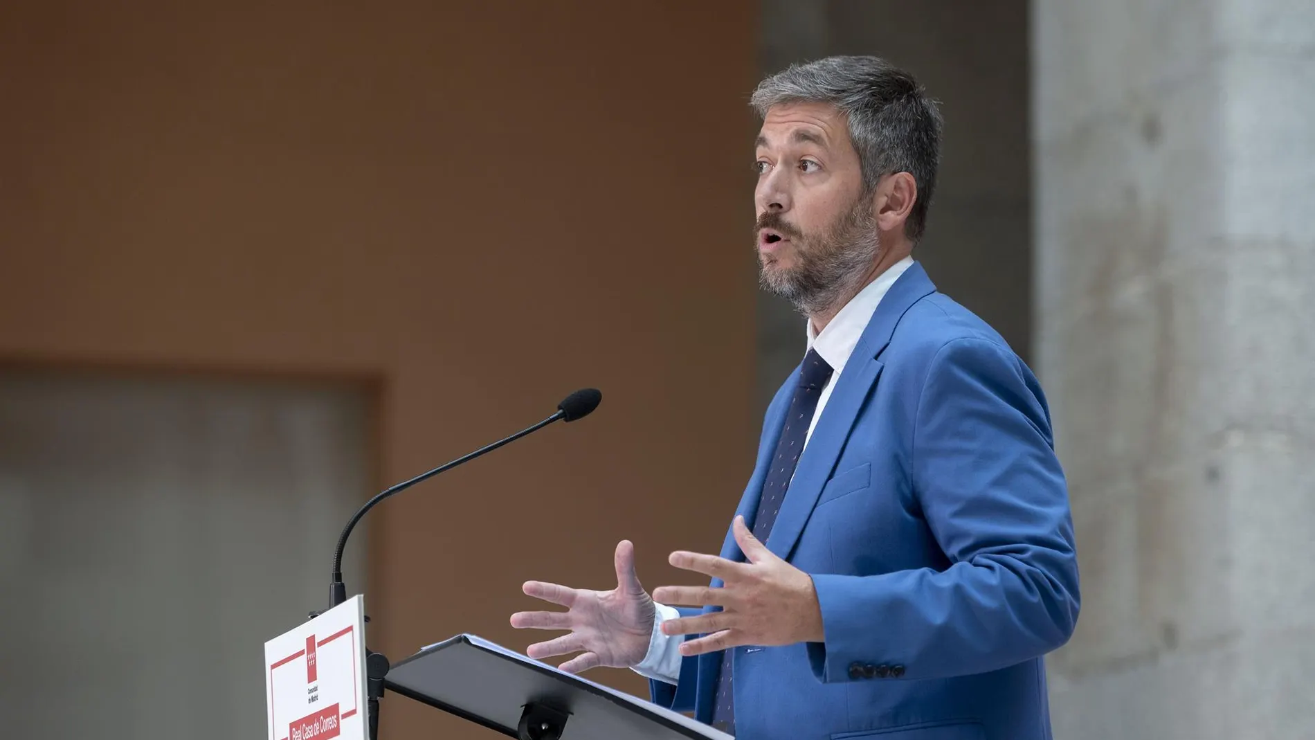 MADRID.-García Martín sitúa a Puente como "community manager del PSOE" y le exige pagar la deuda con el transporte madrileño