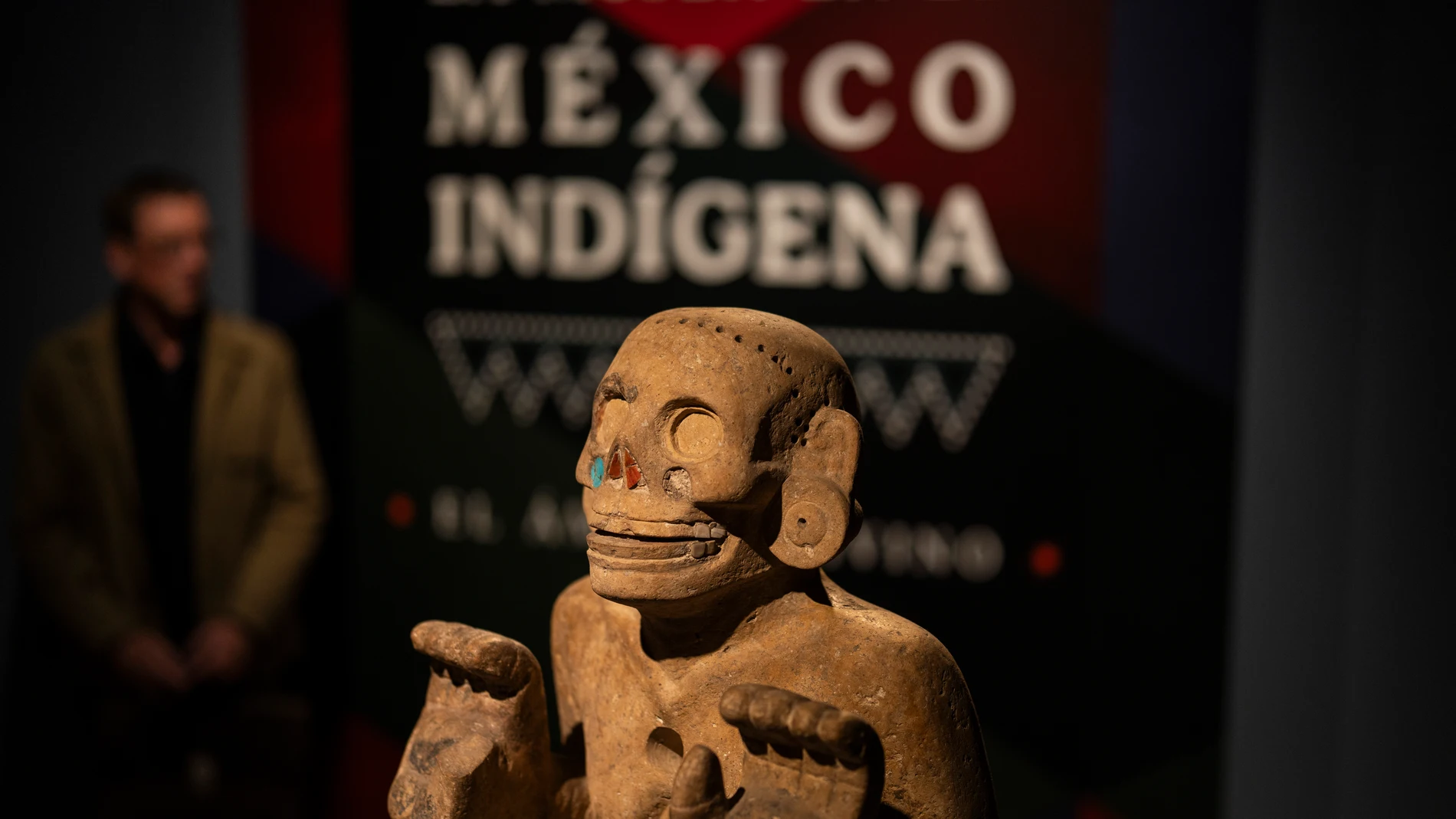 Exposición La mitad del mundo. La mujer en el México indígena. Casa de México