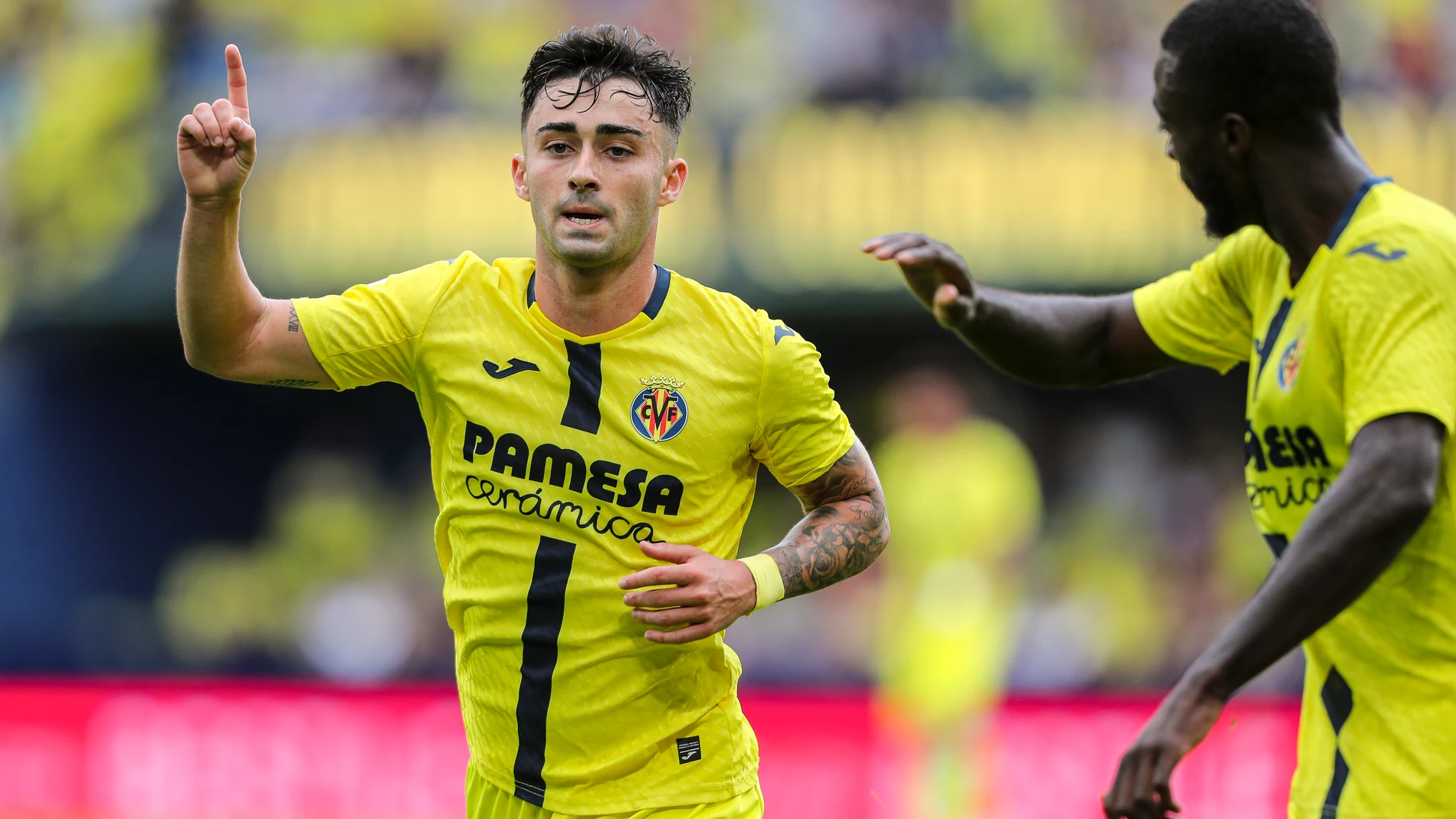 Alberto Moleiro of Villarreal CF celebrates a goal during the Spanish league, LaLiga EA Sports, football match played between Villarreal CF and Rayo Vallecano at La Ceramica stadium on November 1, 2025, in Villarreal, Spain. AFP7 01/11/2025 ONLY FOR USE IN SPAIN