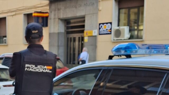 Agente de la Polic&iacute;a Nacional de Valladolid