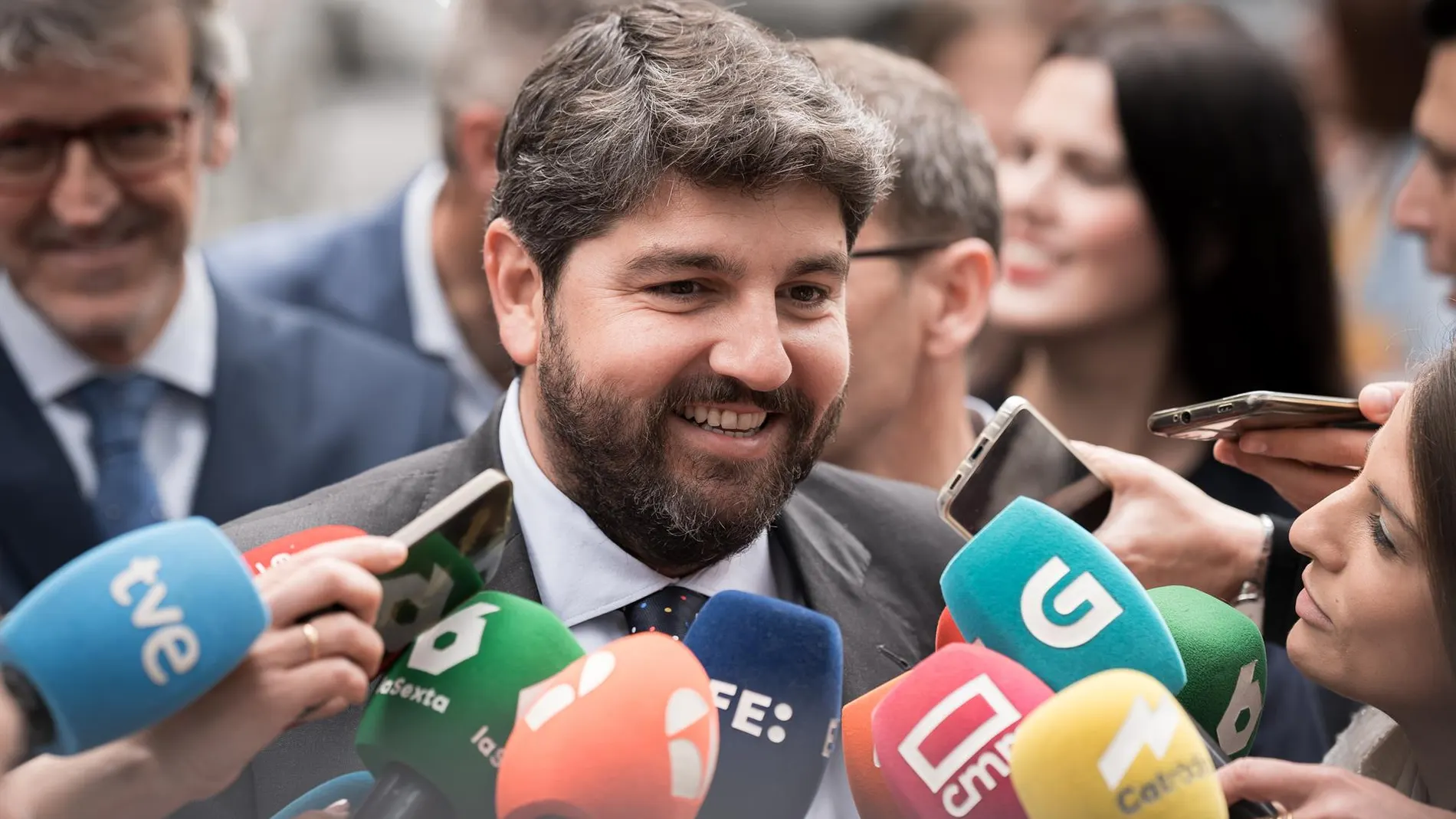 MURCIA.-López Miras valora que Mazón ha "reconocido errores" y emplaza al Gobierno a que asuma también sus responsabilidades