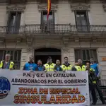El sindicato Jupol, frente a la comisaría de la Via Laietana
