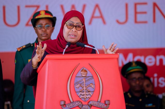  La presidenta jura el cargo para un segundo mandato tras ganar las elecciones con el 97,6% de los votos