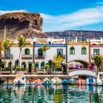 El pueblo español que gana más de medio millón de euros al año gracias a un impuesto a los turistas