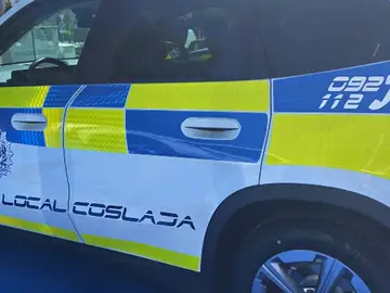 MADRID.-Coslada.- La Policía Local detiene a un hombre por robo con fuerza en un chalet y a dos personas por falsedad documental MADRID.-Coslada.- La Policía Local detiene a un hombre por robo con fuerza en un chalet y a dos personas por falsedad documental