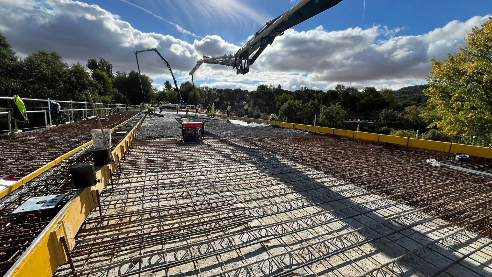 MADRID.-Reabre al tráfico el próximo jueves la M-300 a su paso por el Puente de Zulema en Alcalá de Henares