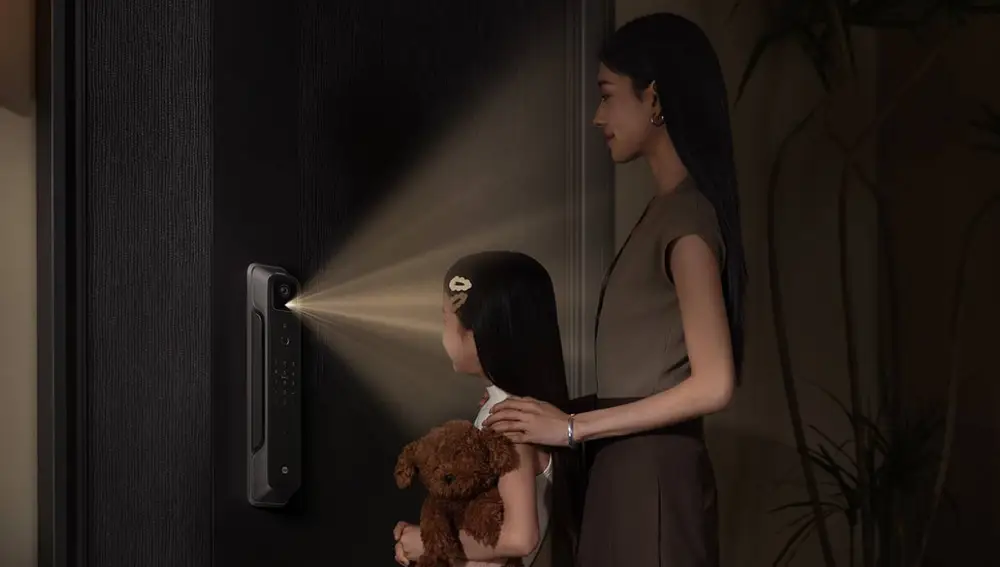 La Xiaomi Smart Door Lock 4 Pro integra dos cámaras para ver claramente quien está al otro lado de la puerta