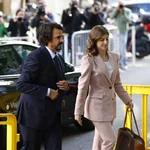 Alberto González Amador pareja de de la presidenta de la Comunidad de Madrid, Isabel Díaz Ayuso, a su llegada este lunes al Tribunal Supremo, donde prosigue el juicio al fiscal general del Estado, Álvaro García Ortiz.