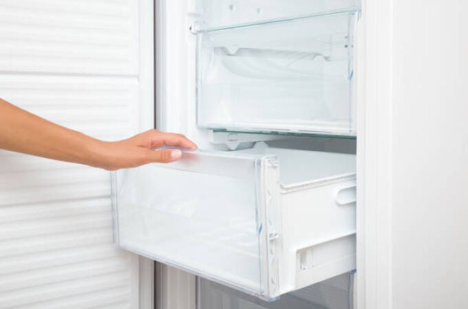 Retira el hielo de tu congelador en minutos usando papel de aluminio: ahorra mucha energía Retira el hielo de tu congelador en minutos usando papel de aluminio: ahorra mucha energía