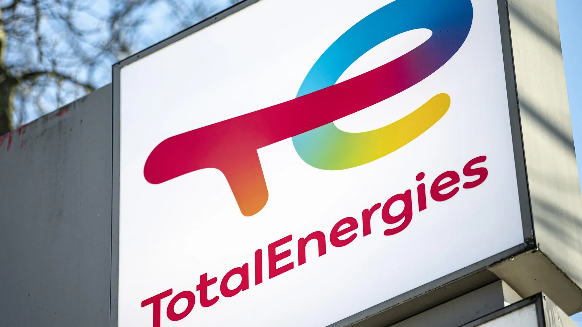 Economía.- TotalEnergies suministrará electricidad renovable a los centros de datos de Data4 en España durante 10 años