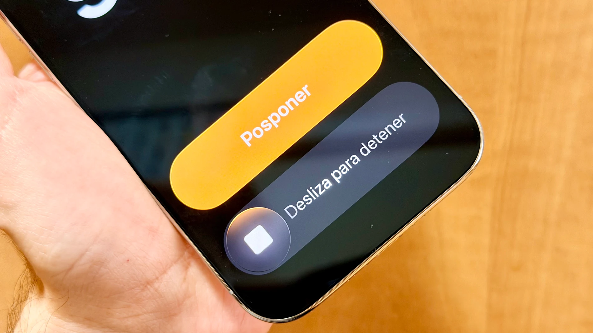 iOS 26.1 ha cambiado la forma de detener las alarmas. Afortunadamente, hay un ajuste para revertirlo