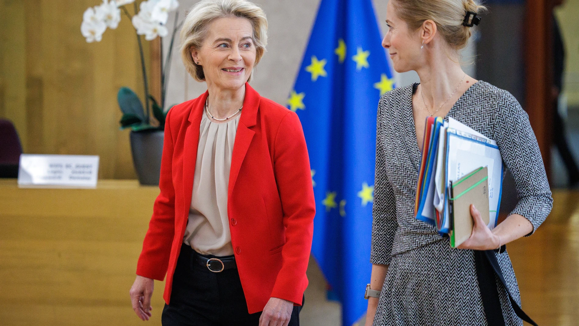 Von der Leyen y la jefa de la diplomacia europea Kaja Kallas
