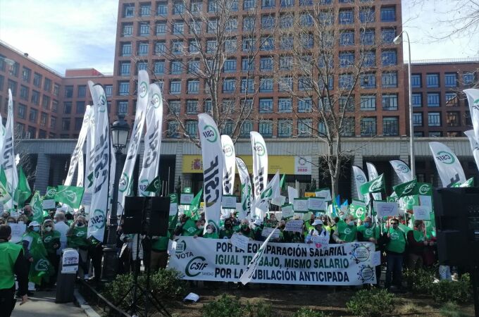 Imagen de archivo de una concentración de CSIF frente al Ministerio de Sanidad Imagen de archivo de una concentración de CSIF frente al Ministerio de Sanidad