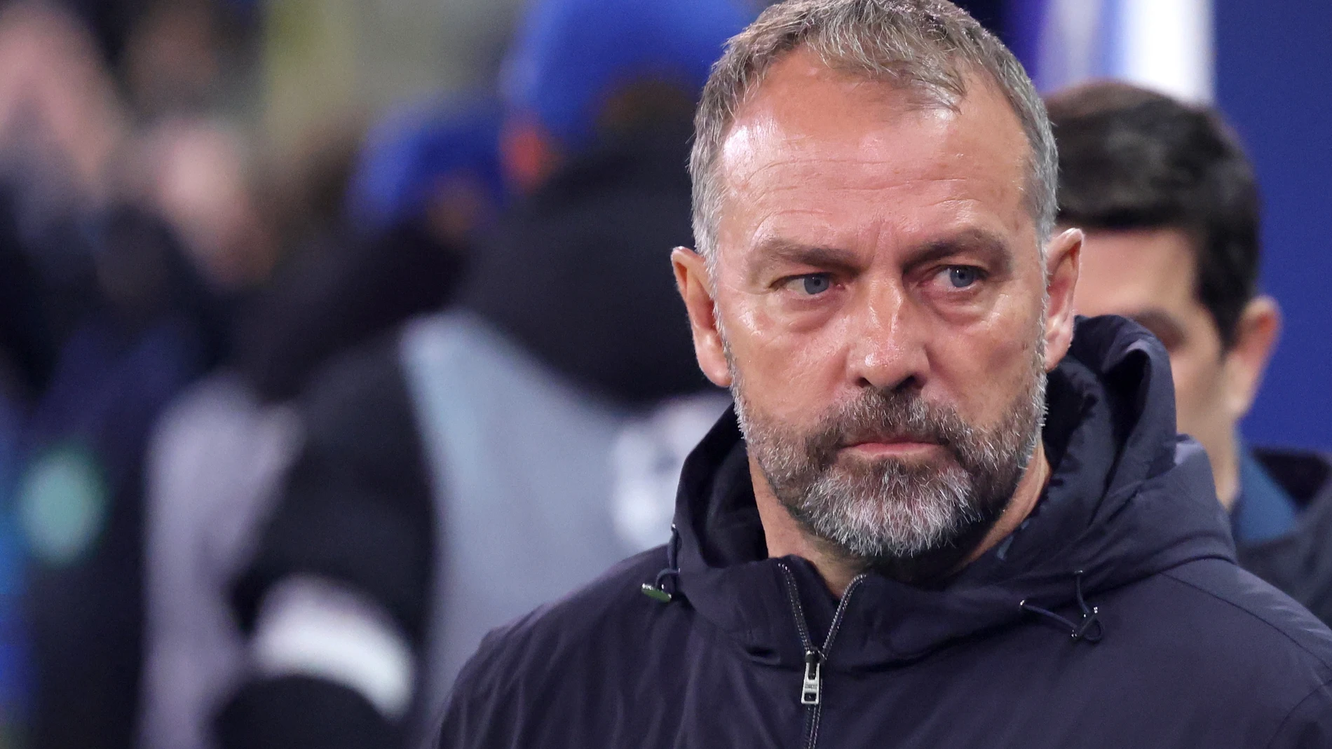 BRUGES (Belgium), 05/11/2025.- Barcelona head coach Hansi Flick looks on before the UEFA Champions League league phase match between Club Brugge KV and FC Barcelona, in Bruges, Britain, 05 November 2025. (Liga de Campeones, Bélgica, Reino Unido, Brujas) EFE/EPA/OLIVIER MATTHYS