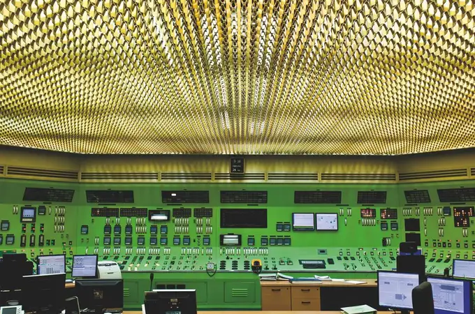 España, al margen del renacer nuclear internacional España, al margen del renacer nuclear internacional