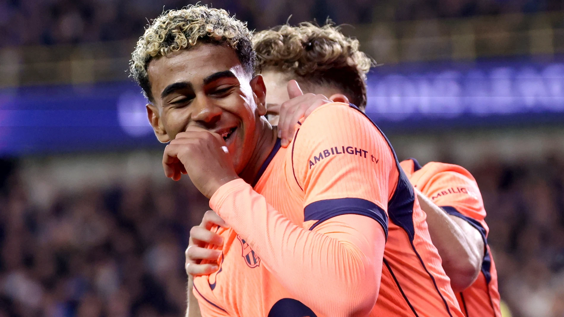 BRUGES (Belgium), 05/11/2025.- Lamine Yamal of Barcelona celebrates after scoring his team's second goal during the UEFA Champions League league phase match between Club Brugge KV and FC Barcelona, in Bruges, Britain, 05 November 2025. (Liga de Campeones, Bélgica, Reino Unido, Brujas) EFE/EPA/OLIVIER MATTHYS