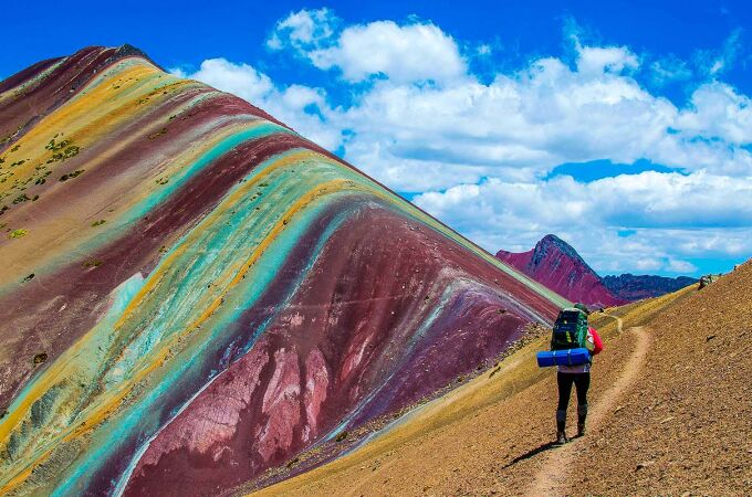 Montaña del Vinicunca, situada en Perú Montaña del Vinicunca, situada en Perú