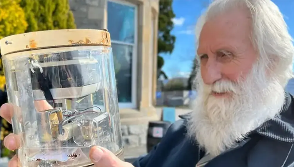 La cámara hallada en el Lago Ness