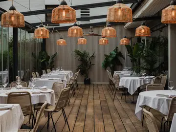 Del Monasterio de Sant Cugat a la Vía Augusta: la expansión de Dos Cucharas Del Monasterio de Sant Cugat a la Vía Augusta: la expansión de Dos Cucharas