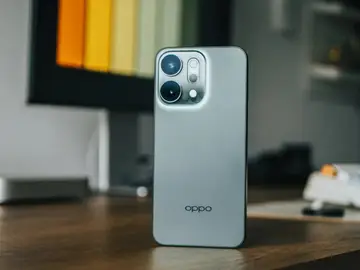 La parte trasera del OPPO Reno14 5G en color verde La parte trasera del OPPO Reno14 5G en color verde