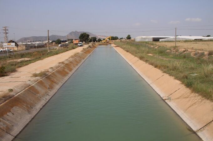 Agua.- Gobierno murciano advierte que dará la "batalla" para revertir la situación y se pregunta dónde está el PSOE Agua.- Gobierno murciano advierte que dará la "batalla" para revertir la situación y se pregunta dónde está el PSOE