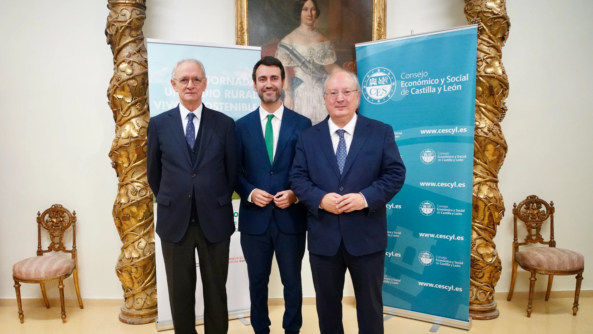 Enrique Cabero junto a Antón Costas y David Esteban en las jornadas celebradas en Medina de Rioseco